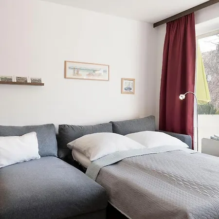 An Der Aue 4a Albrecht * Даме